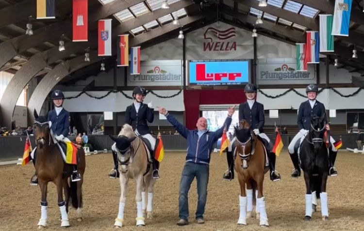 Sddt. Ponyhallenchampionat - Endlich wieder eine Medaille!